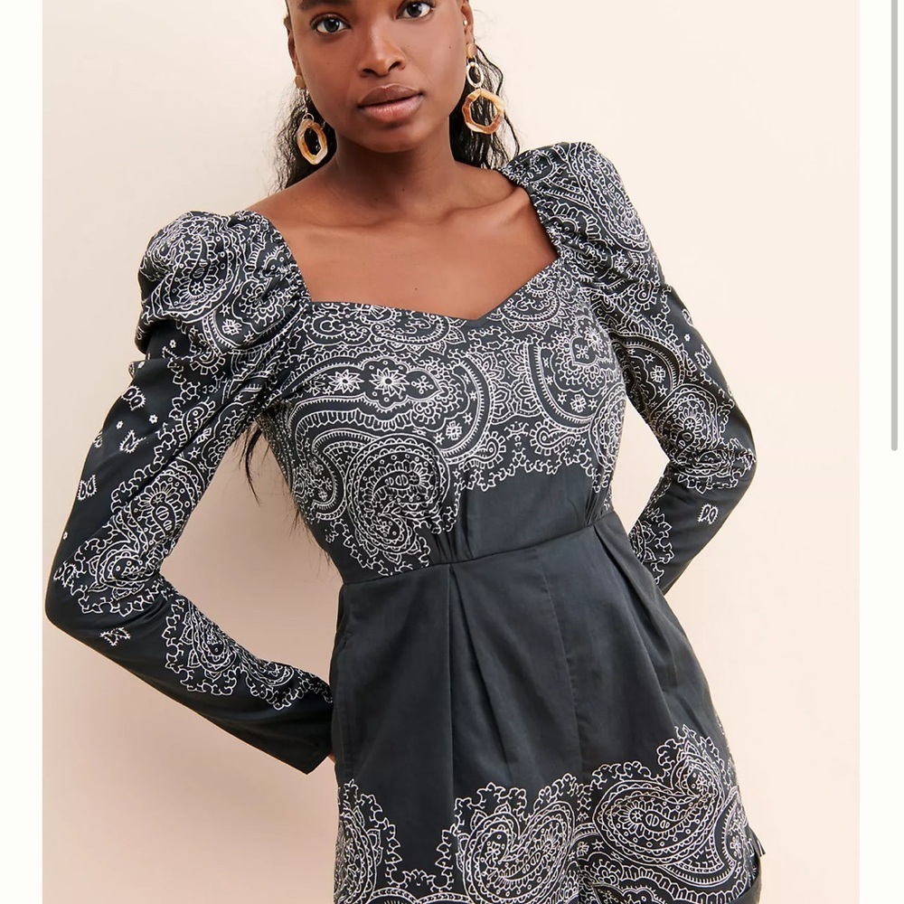 Anthropologie Rococo Sand Navy Blue Bandana Long Sleeve Romper SZ M